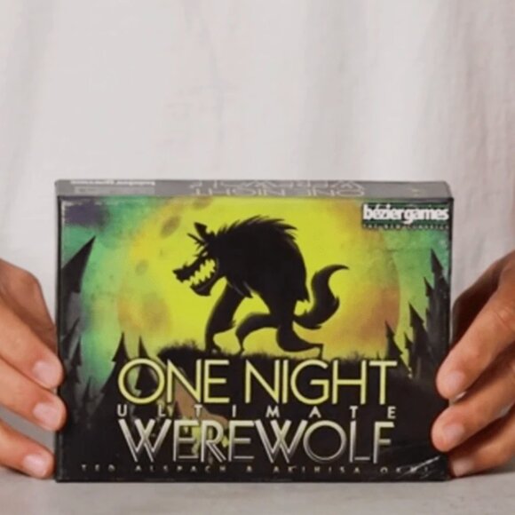One Night Ultimate Werewolf Card Game Bezier Games NWT - Picture 2 of 5